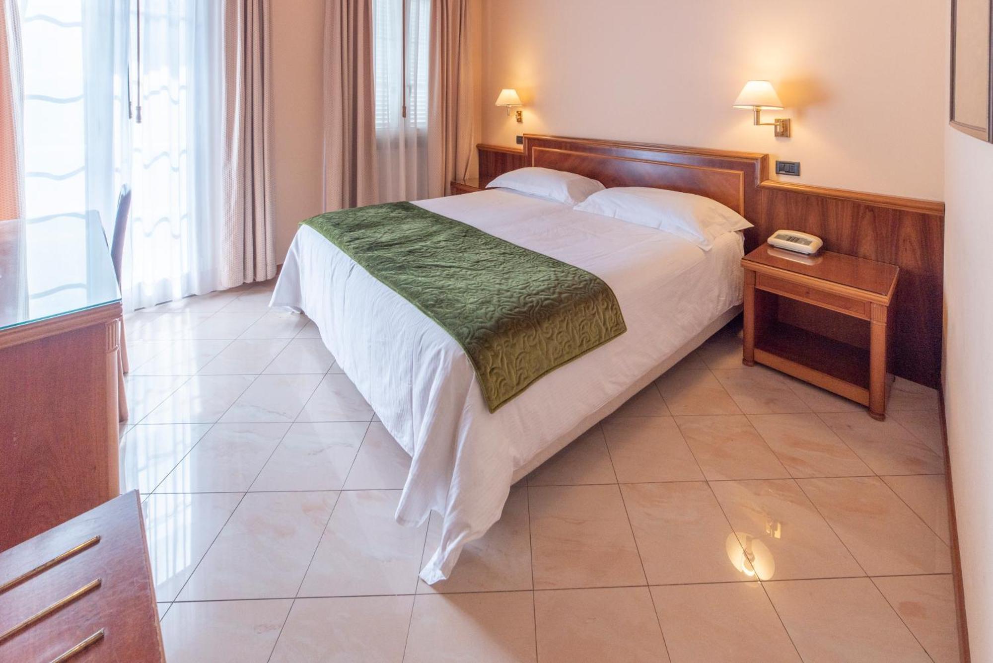 Hotel Bettina Мергоццо Экстерьер фото